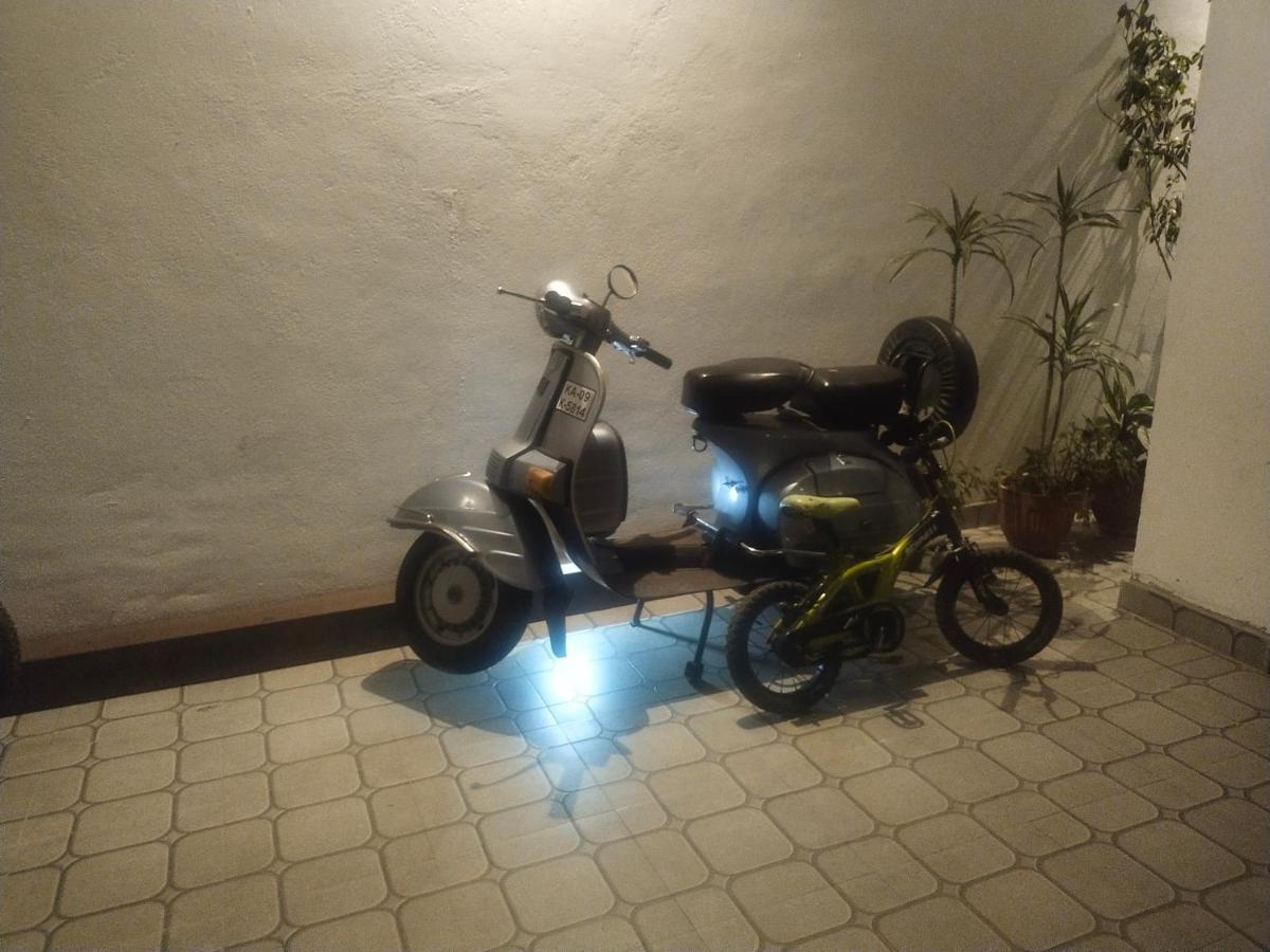 The Two Bedroom Houseマディケーリ エクステリア 写真