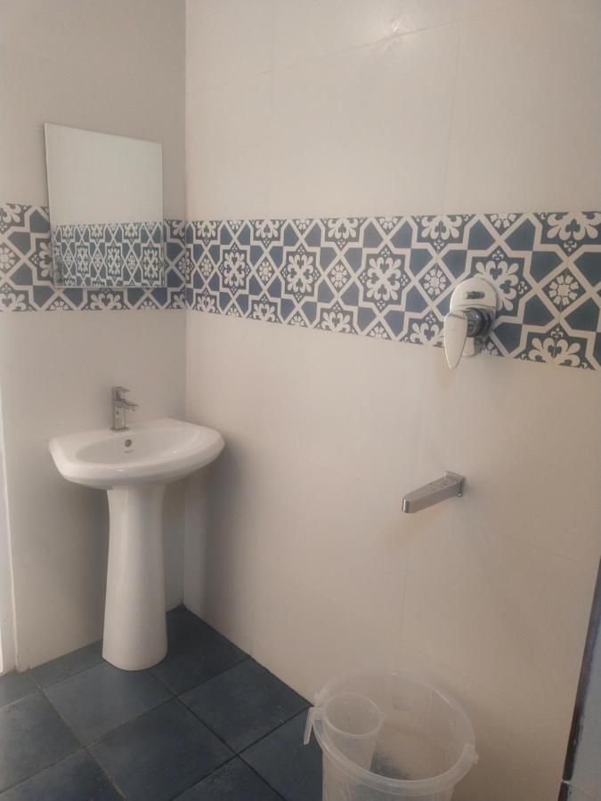 The Two Bedroom Houseマディケーリ エクステリア 写真